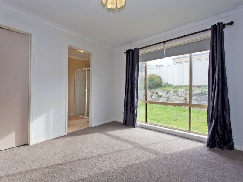 7 Merion Court, West Wodonga VIC 3690