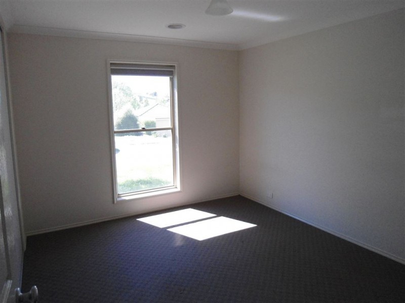 12 Ballara Drive, Wodonga VIC 3690