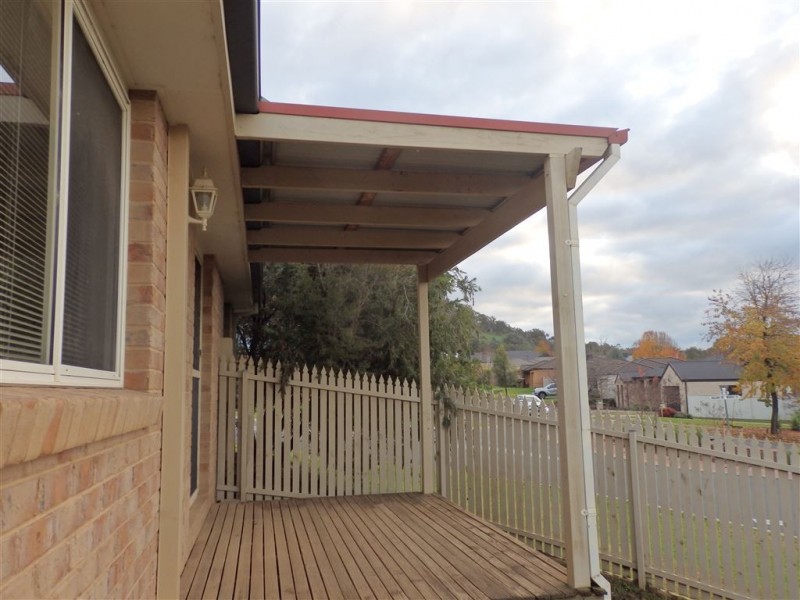 87 Barton Street, Wodonga VIC 3690