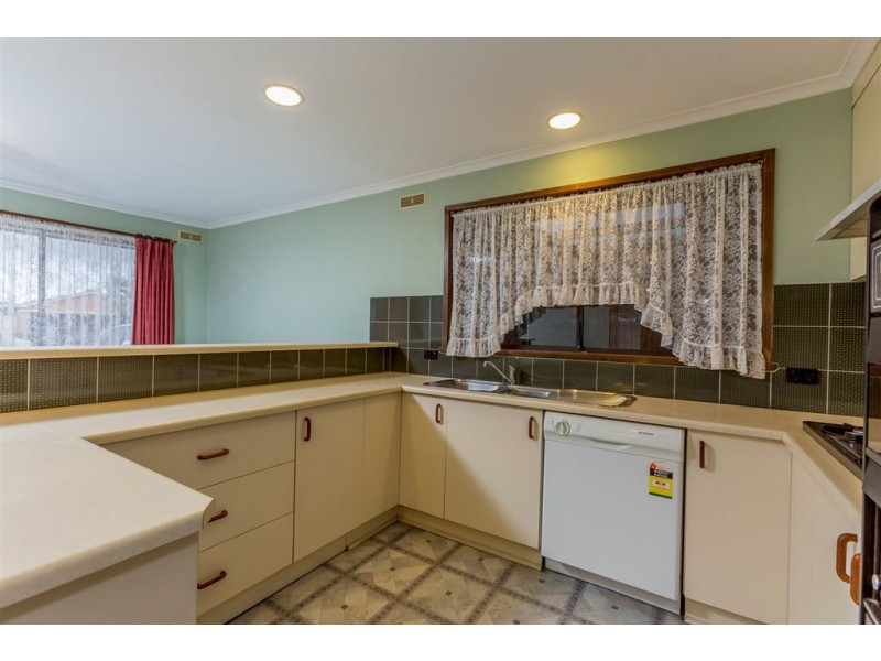 17 Campbell Avenue, Wodonga VIC 3690