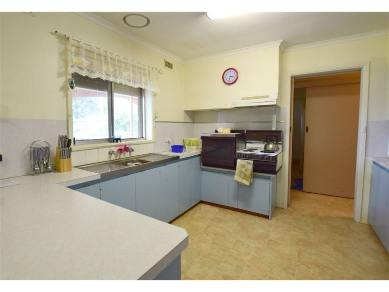 52 High Street, Chiltern VIC 3683