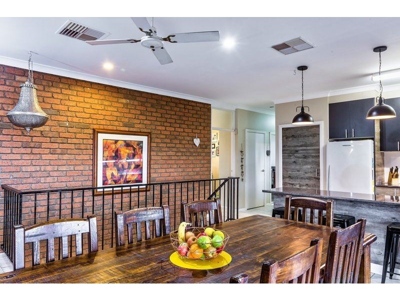 10 Craig Drive, Bellbridge VIC 3691