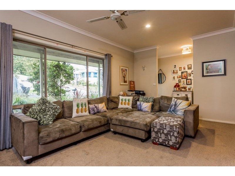 10 Craig Drive, Bellbridge VIC 3691