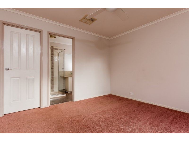 9 Lorage Street, Baranduda VIC 3691