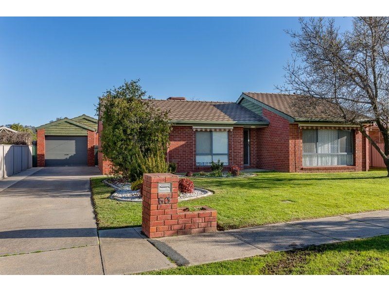 63 Mayfair Drive, West Wodonga VIC 3690