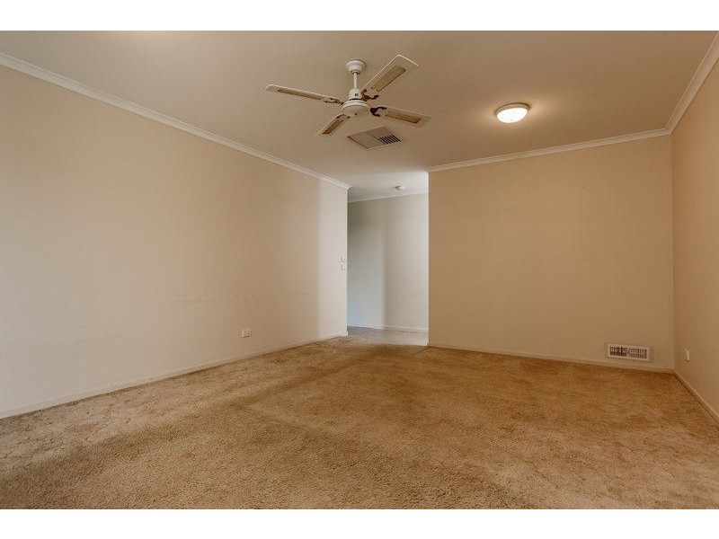 63 Mayfair Drive, West Wodonga VIC 3690