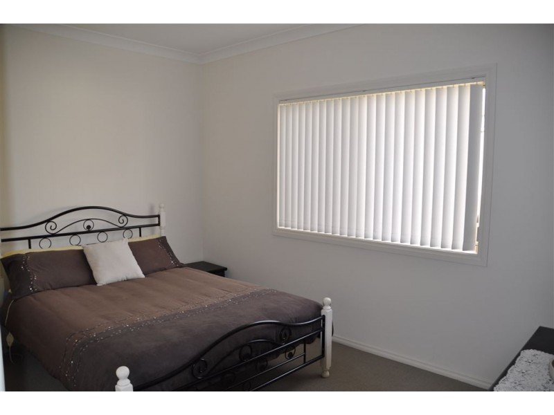 7 Honeysuckle Street, Thurgoona NSW 2640