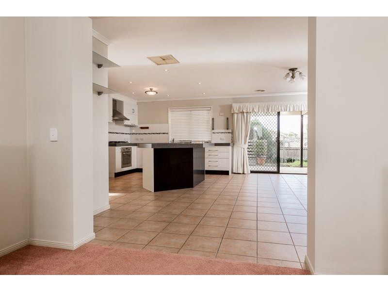 9 Lorage Street, Baranduda VIC 3691