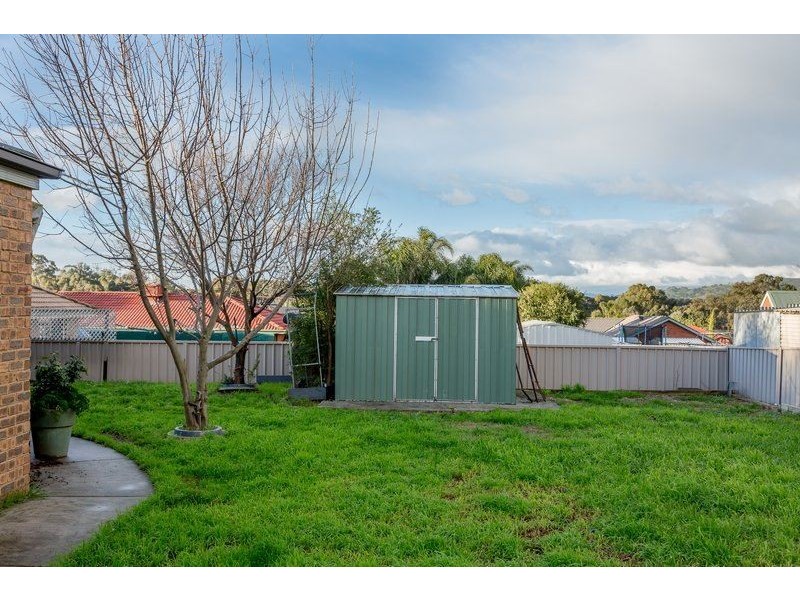 9 Lorage Street, Baranduda VIC 3691