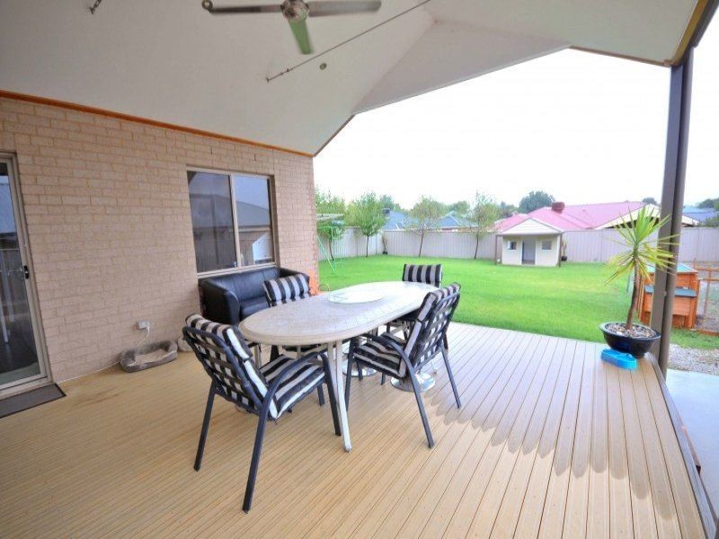 18 Hemlock Court, Baranduda VIC 3691