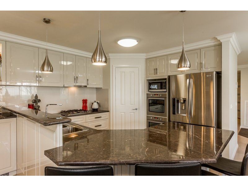 71 Honeyeater Circuit, Thurgoona NSW 2640