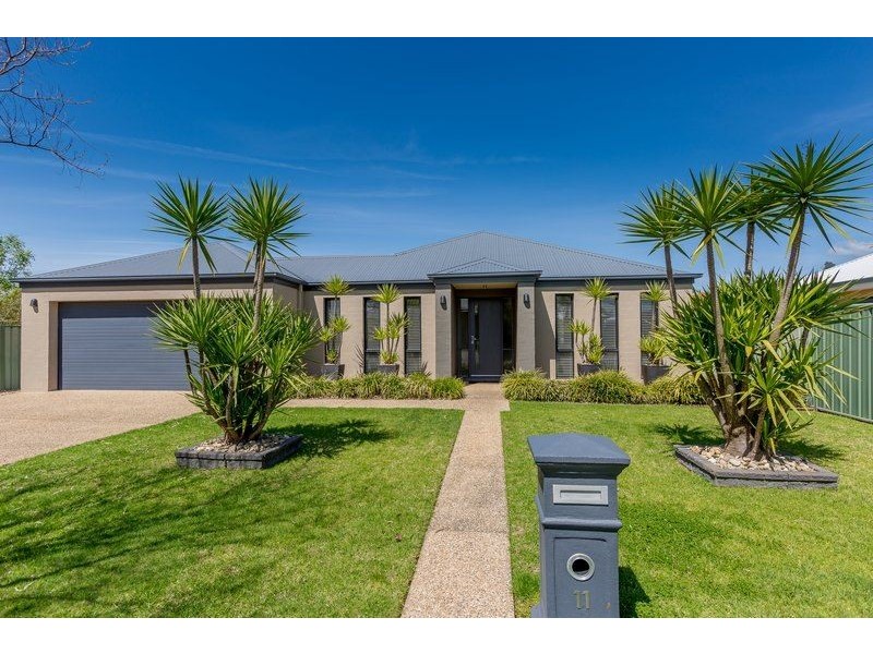 11 Terence Avenue, East Albury NSW 2640