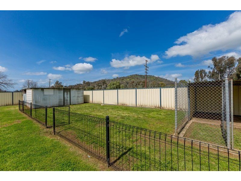80 High Street, Barnawartha VIC 3688