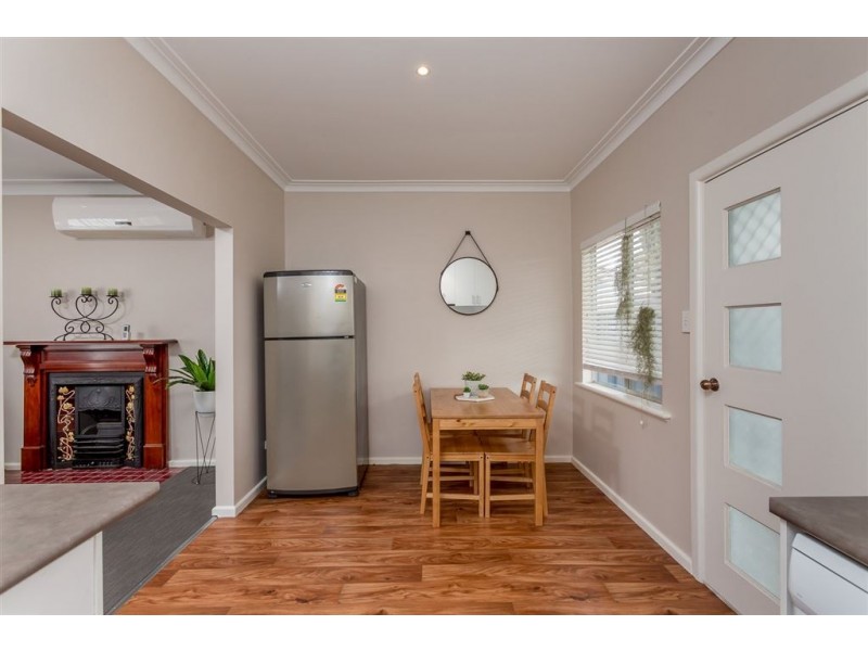 222 Kooba Street, North Albury NSW 2640