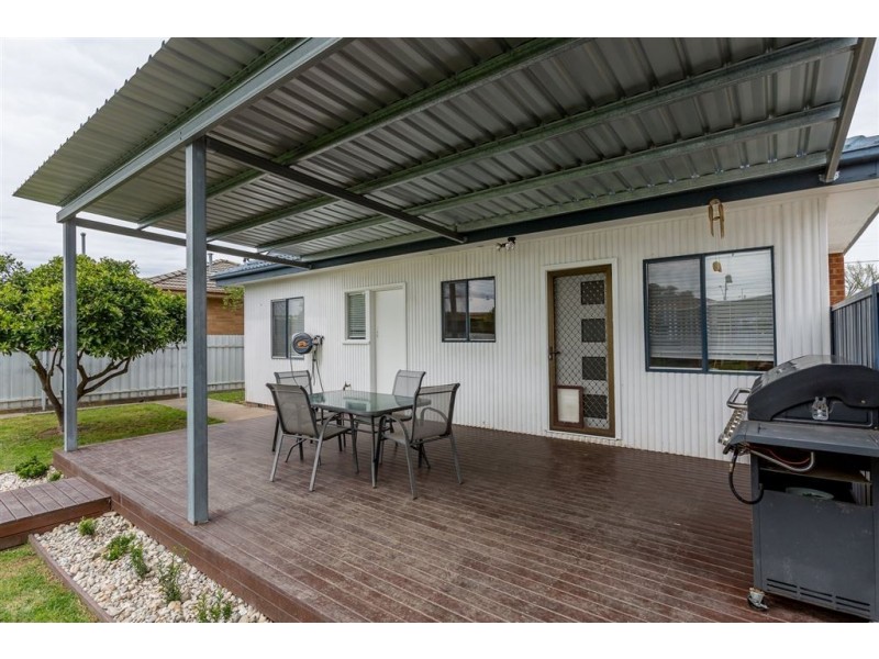 222 Kooba Street, North Albury NSW 2640