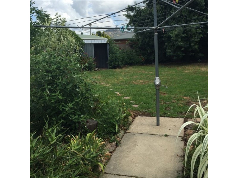 13 Mayfair Drive, West Wodonga VIC 3690