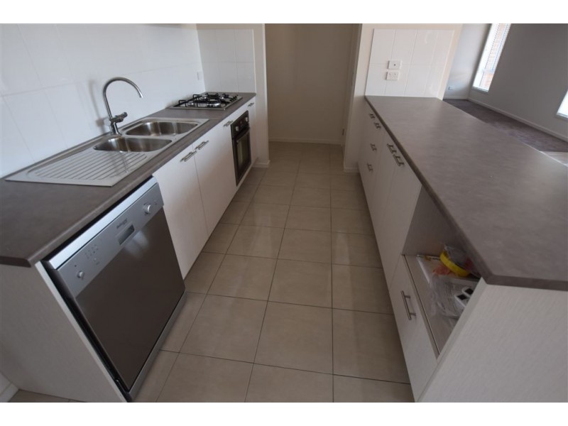 12 Fourth Street, Henty NSW 2658