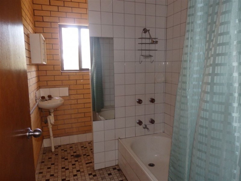 1/195 Alexander Street, East Albury NSW 2640