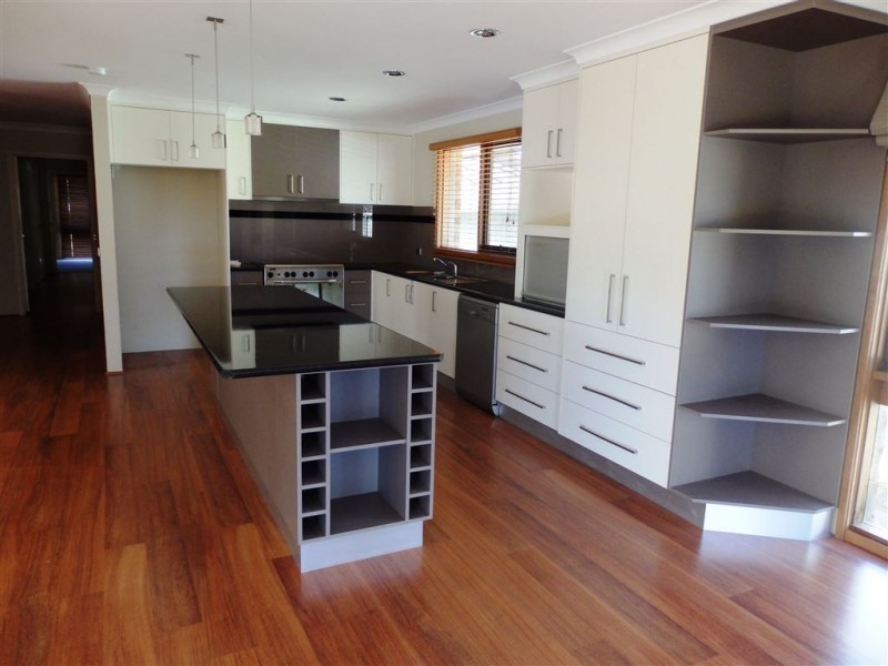 23 Huon Creek Road, Wodonga VIC 3690