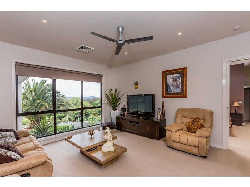 14 McGaffins Road, Wodonga VIC 3690