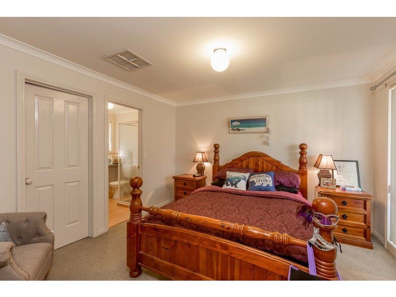 13 Saunders Crescent, Wodonga VIC 3690