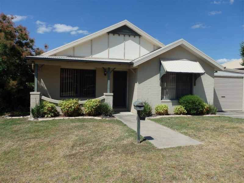 60 Ballara Drive, Wodonga VIC 3690