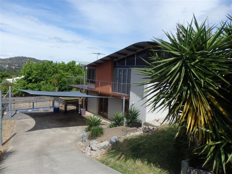 37 Avondale Drive, Wodonga VIC 3690