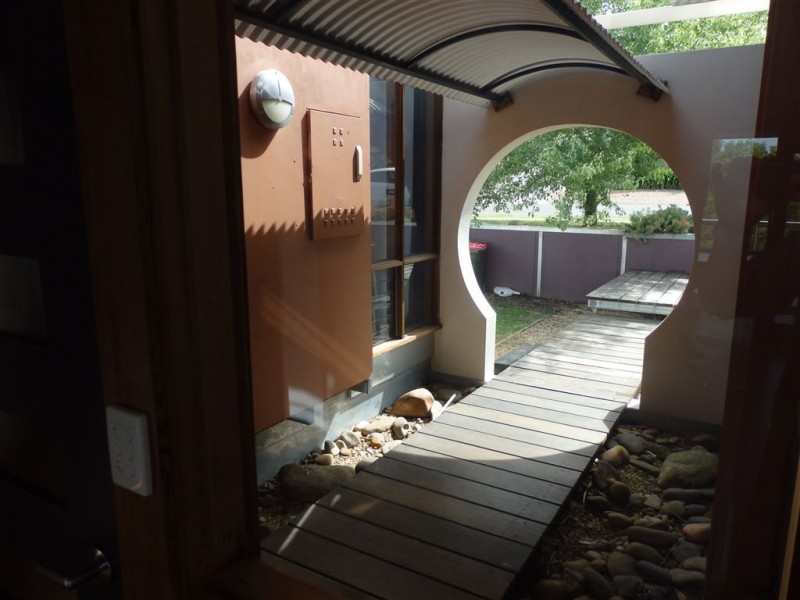 37 Avondale Drive, Wodonga VIC 3690