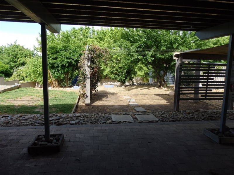 37 Avondale Drive, Wodonga VIC 3690