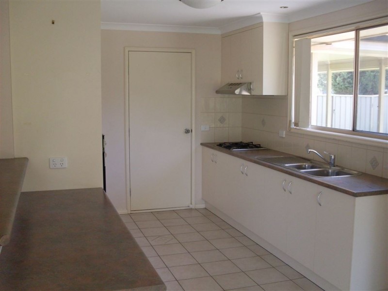 63 Dumbrell Circuit, Glenroy NSW 2640