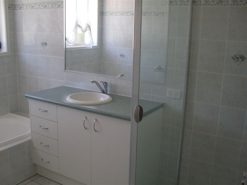 63 Dumbrell Circuit, Glenroy NSW 2640