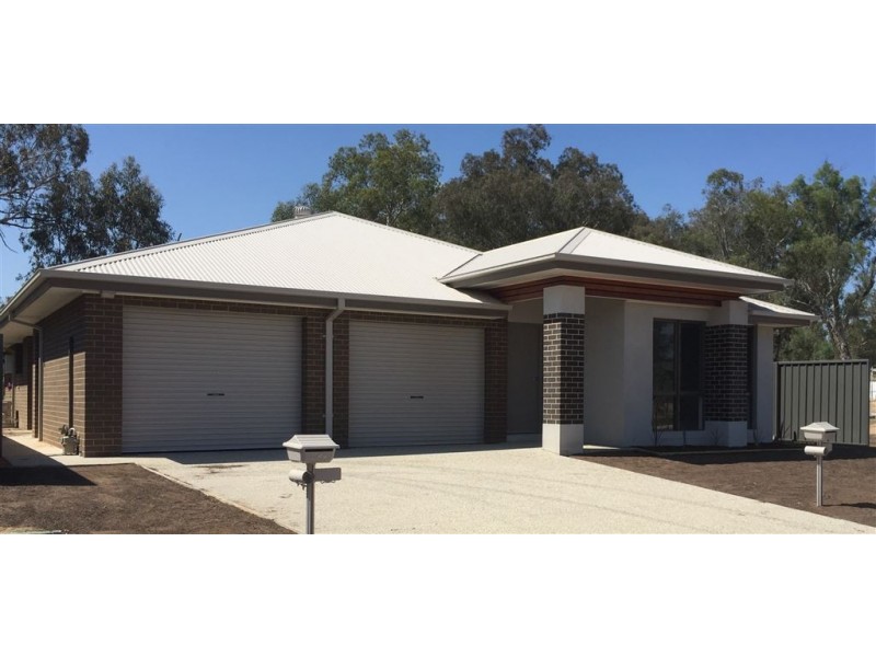 2/7 Weissel Court, Thurgoona NSW 2640