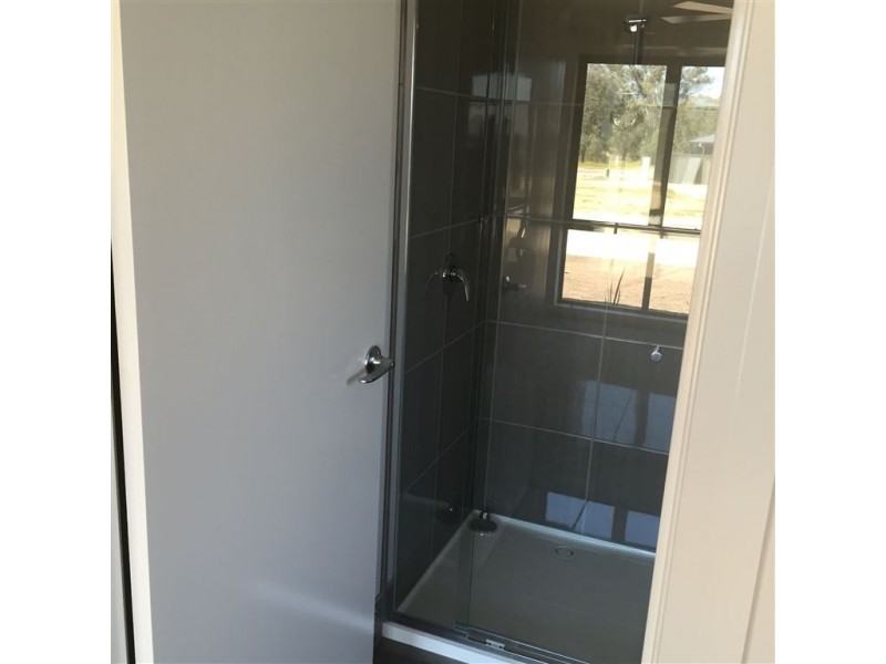 2/7 Weissel Court, Thurgoona NSW 2640