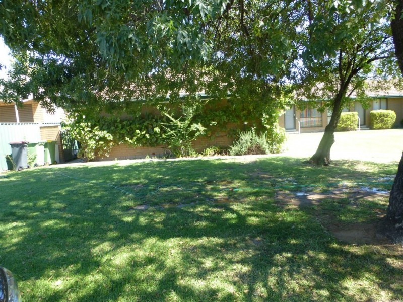 6/495 Hartley Street, Lavington NSW 2641