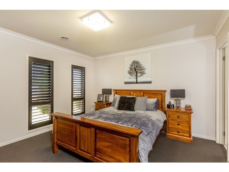 13 Pro Hart Drive, Baranduda VIC 3691