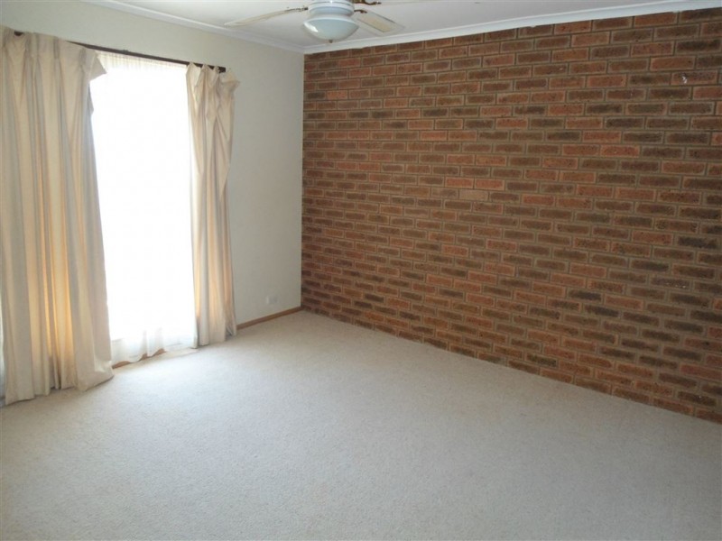 2/26 Donelly Ave, Wodonga VIC 3690