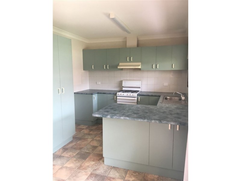 1/27 Emerald Avenue, West Wodonga VIC 3690