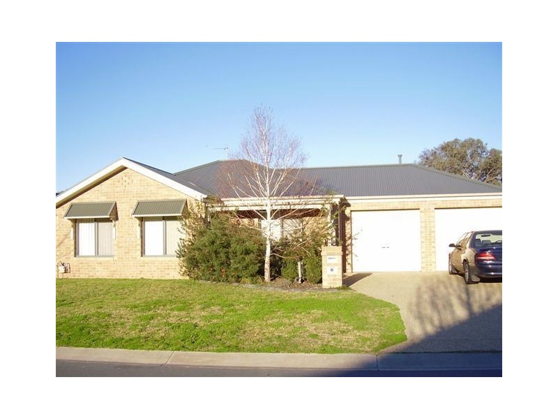14 Birkdale Terrance, Wodonga VIC 3690