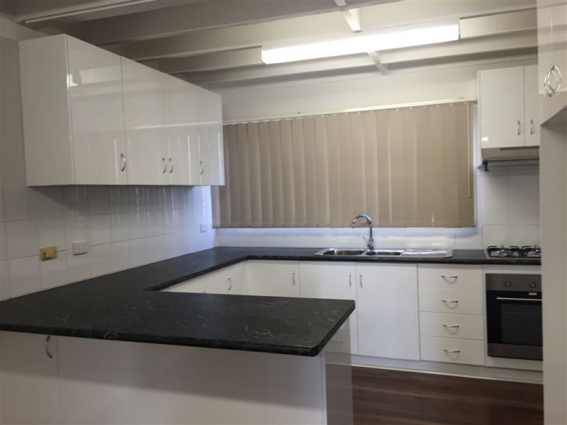 14/429 Griffith Road, Lavington NSW 2641