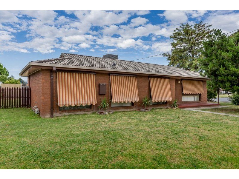 13 Serpentine Avenue, Wodonga VIC 3690