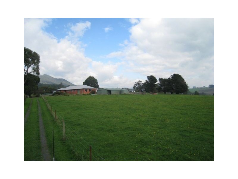 834 Ironcliffe Road, Penguin TAS 7316