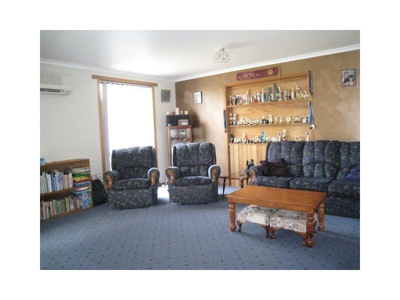 14 Warreen Drive, Penguin TAS 7316