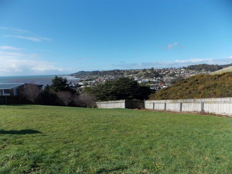 21 Kelvin Street, Penguin TAS 7316