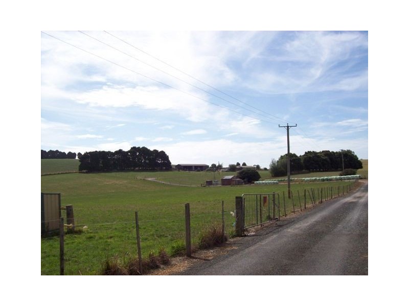 90 Pine Road, Penguin TAS 7316