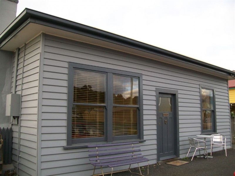 111 Main Road, Penguin TAS 7316