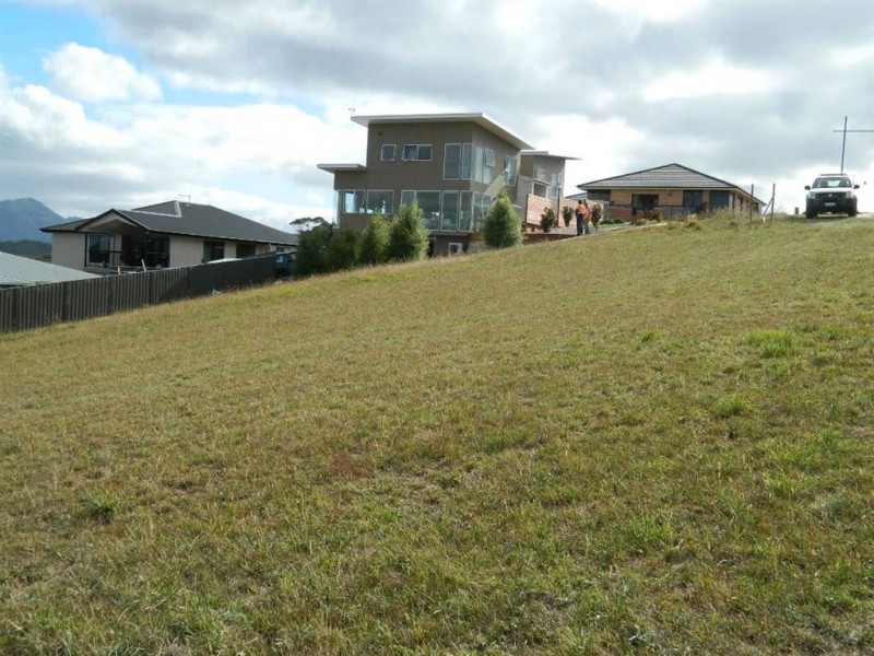 148 Upper Maud Street, Ulverstone TAS 7315