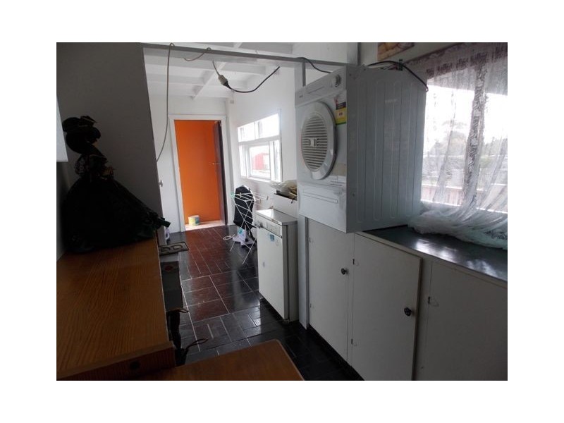 72 South Road, Penguin TAS 7316