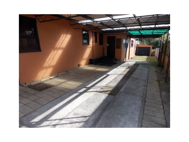 72 South Road, Penguin TAS 7316