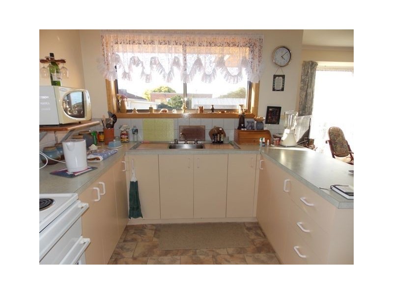 1/23A Ironcliffe Road, Penguin TAS 7316