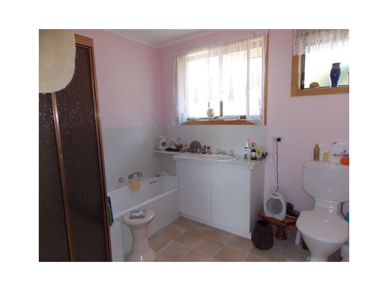 1/23A Ironcliffe Road, Penguin TAS 7316